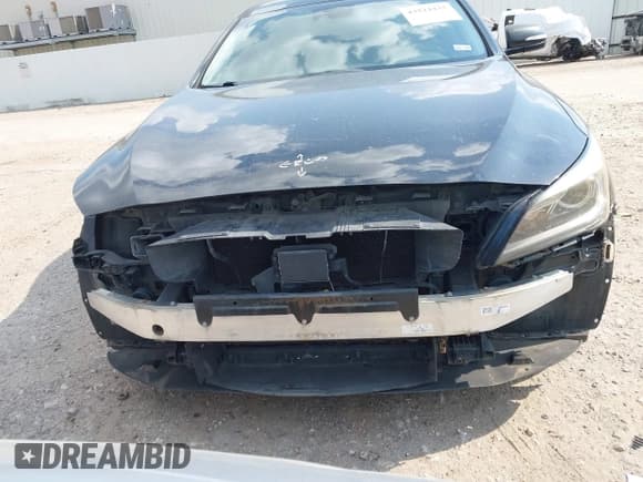 ✅ 2018 Genesis G80 3.8L • VIN: KMHGN4JE3JU234978 • Lot: 43224433. Listed on IAAI with 86,699 mi. Free auction sales archive from the USA and detailed vehicle history report at DreamBid. Image 13.