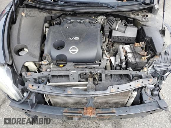 ✅ 2012 Nissan Maxima SV • VIN: 1N4AA5AP3CC853799 • Лот: 86882865. Опубликован ранее на Copart с пробегом 122 988 миль. Бесплатный доступ к архиву аукционных продаж из США и подробный отчёт об истории автомобиля на DreamBid. Изображение 11.