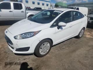 ✅ 2016 Ford Fiesta S • VIN: 3FADP4AJ3GM165016 • Lot: 82228285. Listed on Copart with 73,695 mi. Free auction sales archive from the USA and detailed vehicle history report at DreamBid. Image 1.