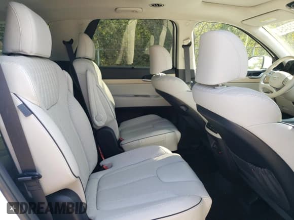 ✅ 2024 Hyundai Palisade Limited • VIN: KM8R54GE8RU684363 • Лот: 71233484. Опубликован ранее на Copart с пробегом 1 559 миль. Бесплатный доступ к архиву аукционных продаж из США и подробный отчёт об истории автомобиля на DreamBid. Изображение 12.