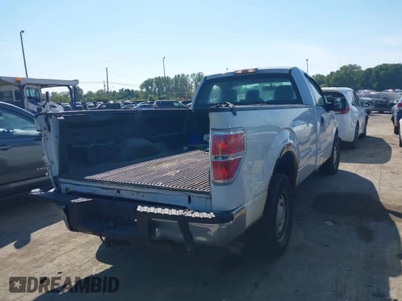 ✅ 2013 Ford F-150 XL • VIN: 1FTNF1CF6DKD70972 • Lot: 43169104. Listed on IAAI with 172,281 mi. Free auction sales archive from the USA and detailed vehicle history report at DreamBid. Image 16.