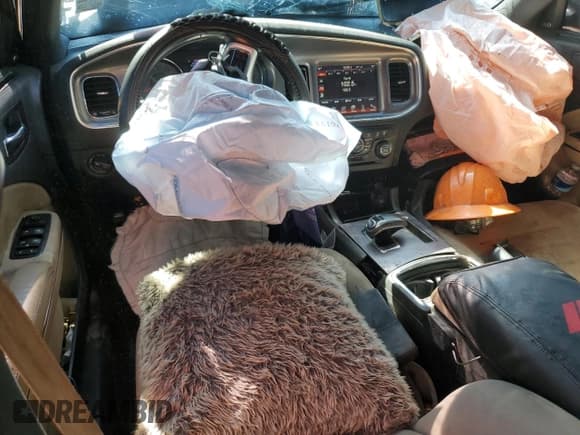 ✅ 2014 Dodge Charger SXT • VIN: 2C3CDXHG6EH363888 • Lot: 86477765. Listed on Copart with 166,593 mi. Free auction sales archive from the USA and detailed vehicle history report at DreamBid. Image 8.