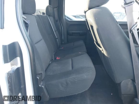 ✅ 2011 GMC Sierra 1500 SLE • VIN: 1GTR1VEA6BZ126994 • Lot: 40938932. Wystawiony na IAAI z przebiegiem 248 061 mil. Bezpłatny archiwum sprzedaży aukcyjnych z USA i szczegółowy raport historii pojazdu na DreamBid. Zdjęcie 8.