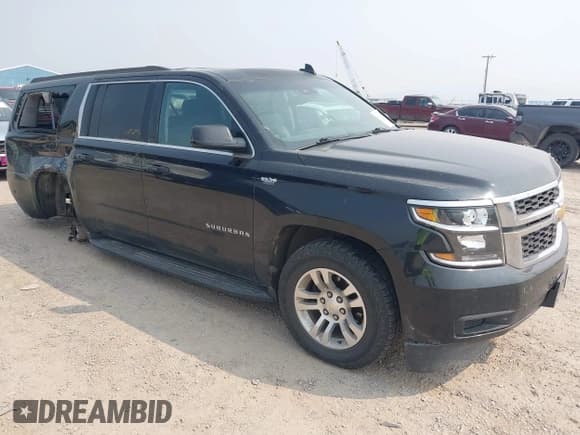 ✅ 2015 Chevrolet Suburban LT • VIN: 1GNSKJKC6FR552338 • Lot: 43114606. Listed on IAAI with 217,891 mi. Free auction sales archive from the USA and detailed vehicle history report at DreamBid. Image 1.