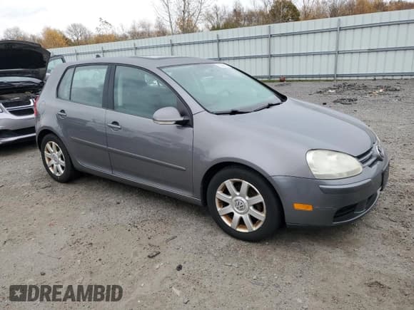 ✅ 2009 Volkswagen Rabbit S • VIN: WVWDB71K99W145858 • Lot: 90698925. Wystawiony na Copart z przebiegiem 185 007 mil. Bezpłatny archiwum sprzedaży aukcyjnych z USA i szczegółowy raport historii pojazdu na DreamBid. Zdjęcie 4.