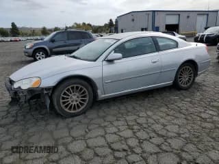 ✅ 2004 Chrysler Sebring LXi • VIN: 4C3AG52H24E131975 • Lot: 79116364. Wystawiony na Copart z przebiegiem 229 972 mil. Bezpłatny archiwum sprzedaży aukcyjnych z USA i szczegółowy raport historii pojazdu na DreamBid. Zdjęcie 1.