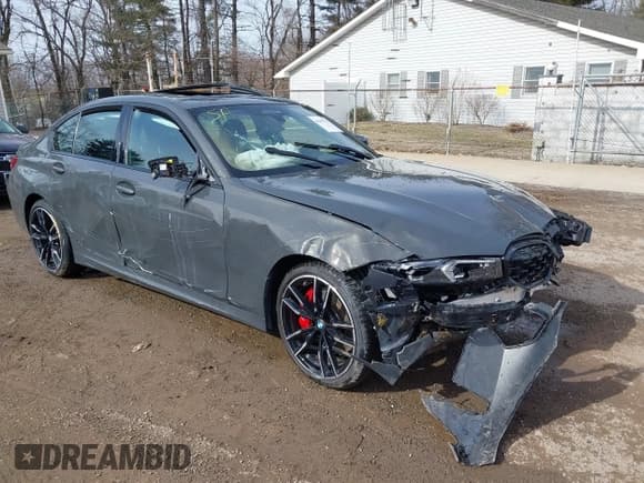 ✅ 2024 BMW 3 Series M340i xDrive • VIN: 3MW49FF00R8D98781 • Lot: 41647711. Wystawiony na IAAI z przebiegiem 8 662 mil. Bezpłatny archiwum sprzedaży aukcyjnych z USA i szczegółowy raport historii pojazdu na DreamBid. Zdjęcie 1.