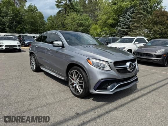 ✅ 2016 Mercedes-Benz GLE 63 S AMG • VIN: 4JGED7FBXGA010286 • Lot: 65643305. Wystawiony na Copart z przebiegiem 96 771 mil. Bezpłatny archiwum sprzedaży aukcyjnych z USA i szczegółowy raport historii pojazdu na DreamBid. Zdjęcie 2.