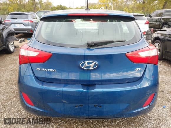 ✅ 2015 Hyundai Elantra • VIN: KMHD35LH3FU244147 • Lot: 43492301. Listed on IAAI with 132,073 mi. Free auction sales archive from the USA and detailed vehicle history report at DreamBid. Image 17.