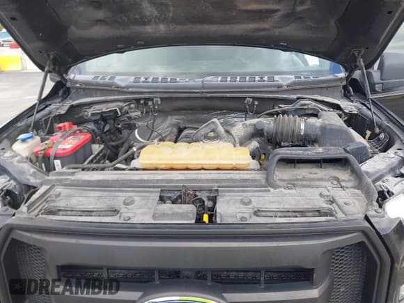 ✅ 2015 Ford F-150 XLT • VIN: 1FTEW1EF0FFA02246 • Lot: 41919119. Wystawiony na IAAI z przebiegiem 111 629 mil. Bezpłatny archiwum sprzedaży aukcyjnych z USA i szczegółowy raport historii pojazdu na DreamBid. Zdjęcie 10.