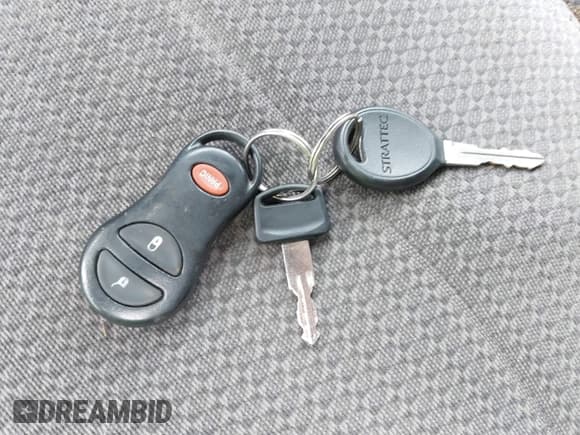 ✅ 2004 Dodge 2500 SLT • VIN: 3D7KA28D54G112261 • Лот: 41836032. Опубликован ранее на IAAI с пробегом 199 289 миль. Бесплатный доступ к архиву аукционных продаж из США и подробный отчёт об истории автомобиля на DreamBid. Изображение 11.