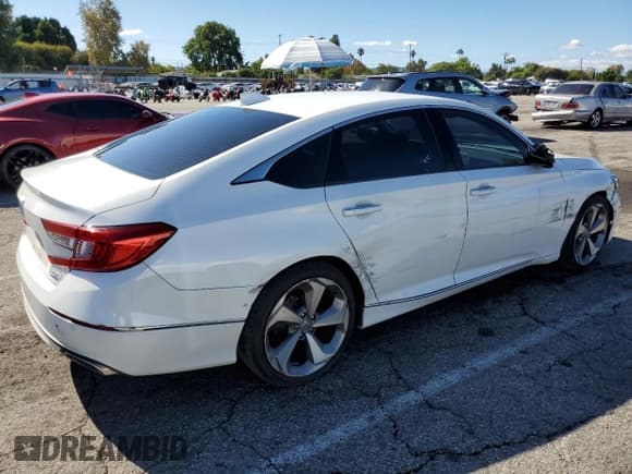 ✅ 2020 Honda Accord Touring • VIN: 1HGCV2F94LA017139 • Лот: 82285175. Опубликован ранее на Copart с пробегом 60 478 миль. Бесплатный доступ к архиву аукционных продаж из США и подробный отчёт об истории автомобиля на DreamBid. Изображение 3.