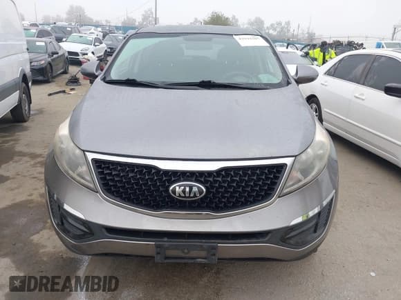 ✅ 2015 Kia Sportage LX • VIN: KNDPB3AC2F7787634 • Lot: 43594307. Wystawiony na IAAI z przebiegiem 131 008 mil. Bezpłatny archiwum sprzedaży aukcyjnych z USA i szczegółowy raport historii pojazdu na DreamBid. Zdjęcie 6.