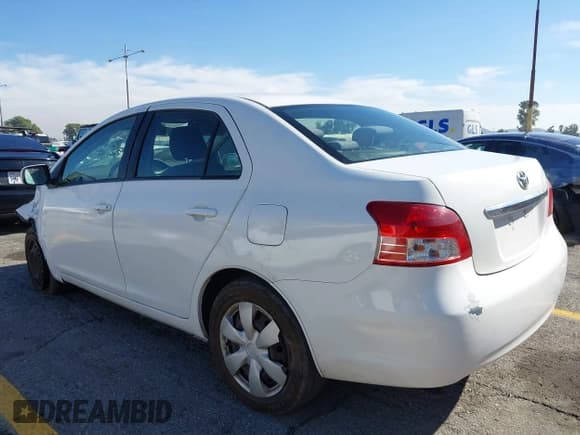 ✅ 2008 Toyota Yaris • VIN: JTDBT923181259372 • Lot: 43582925. Listed on IAAI with Not provided. Free auction sales archive from the USA and detailed vehicle history report at DreamBid. Image 3.
