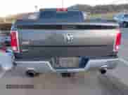 2017 Ram 1500 Laramie z VIN 1C6RR6NT5HS752125, wystawiony jako IAAI lot #41072237 z przebiegiem 75 147 mil mil oraz . Historia ofert i sprzedaży dostępna na DreamBid. Obrazek 16.