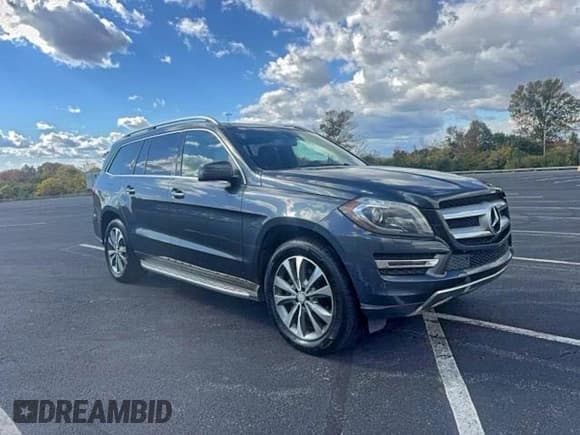 ✅ 2015 Mercedes-Benz GL 450 • VIN: 4JGDF6EE6FA498694 • Лот: 95998535. Опубликован ранее на Copart с пробегом 164 620 миль. Бесплатный доступ к архиву аукционных продаж из США и подробный отчёт об истории автомобиля на DreamBid. Изображение 1.