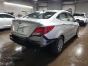 ✅ 2017 Hyundai Accent SE • VIN: KMHCT4AE3HU171721 • Лот: 40673944. Опубликован ранее на Copart с пробегом 97 465 миль. Бесплатный доступ к архиву аукционных продаж из США и подробный отчёт об истории автомобиля на DreamBid. Изображение 3.