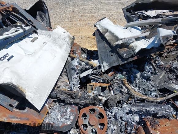 ✅ 2020 Land Rover Range Rover Sport HST • VIN: SALWS2RU1LA729671 • Lot: 41299270. Listed on IAAI with 84,000 mi. Free auction sales archive from the USA and detailed vehicle history report at DreamBid. Image 5.