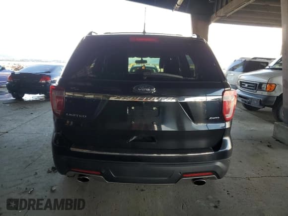 ✅ 2018 Ford Explorer Limited • VIN: 1FM5K8F89JGC16431 • Lot: 93769685. Wystawiony na Copart z przebiegiem 132 487 mil. Bezpłatny archiwum sprzedaży aukcyjnych z USA i szczegółowy raport historii pojazdu na DreamBid. Zdjęcie 6.