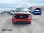 ✅ 2023 Ford F-150 XL • VIN: 1FTFX1E55PKE23686 • Lot: 43791634. Wystawiony na IAAI z przebiegiem 27 005 mil. Bezpłatny archiwum sprzedaży aukcyjnych z USA i szczegółowy raport historii pojazdu na DreamBid. Zdjęcie 12.