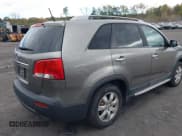 ✅ 2012 Kia Sorento LX • VIN: 5XYKTCA64CG266981 • Lot: 43506481. Listed on IAAI with 184,000 mi. Free auction sales archive from the USA and detailed vehicle history report at DreamBid. Image 4.