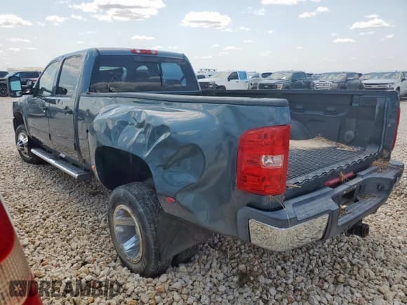 ✅ 2009 Chevrolet Silverado 1500 • VIN: 1GCJC83689F104417 • Лот: 65464745. Опубликован ранее на Copart с пробегом Не указан. Бесплатный доступ к архиву аукционных продаж из США и подробный отчёт об истории автомобиля на DreamBid. Изображение 2.