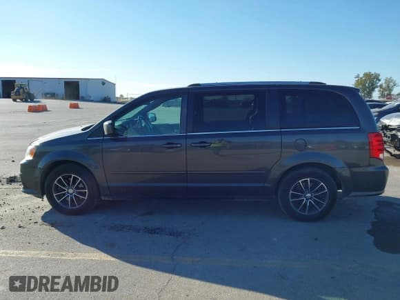 ✅ 2016 Dodge Grand Caravan SXT • VIN: 2C4RDGCG4GR109316 • Лот: 43434319. Опубликован ранее на IAAI с пробегом 195 615 миль. Бесплатный доступ к архиву аукционных продаж из США и подробный отчёт об истории автомобиля на DreamBid. Изображение 14.