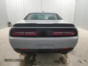 ✅ 2022 Dodge Challenger SXT • VIN: 2C3CDZGG0NH23099X • Lot: 84940714. Wystawiony na Copart z przebiegiem 56 676 mil. Bezpłatny archiwum sprzedaży aukcyjnych z USA i szczegółowy raport historii pojazdu na DreamBid. Zdjęcie 6.