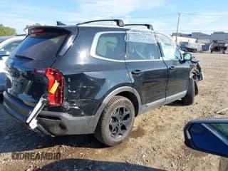 ✅ 2021 Kia Telluride EX • VIN: 5XYP3DHC4MG129550 • Lot: 43245866. Listed on IAAI with 48,882 mi. Free auction sales archive from the USA and detailed vehicle history report at DreamBid. Image 4.