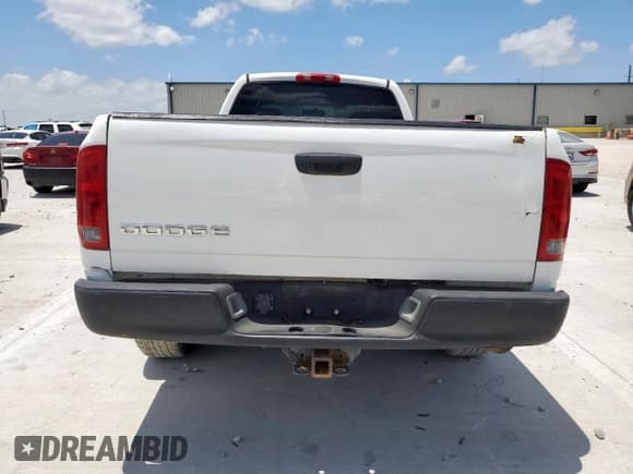 ✅ 2004 Dodge 2500 ST • VIN: 3D7KA28D84G159140 • Lot: 60584795. Wystawiony na Copart z przebiegiem 242 612 mil. Bezpłatny archiwum sprzedaży aukcyjnych z USA i szczegółowy raport historii pojazdu na DreamBid. Zdjęcie 6.