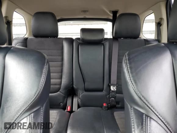 ✅ 2019 Mitsubishi Outlander SE • VIN: JA4AD3A33KZ026720 • Лот: 90685145. Опубликован ранее на Copart с пробегом 166 311 миль. Бесплатный доступ к архиву аукционных продаж из США и подробный отчёт об истории автомобиля на DreamBid. Изображение 10.