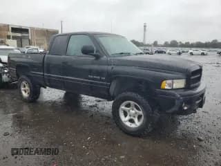 ✅ 2001 Dodge 1500 • VIN: 3B7HF13Y71G776289 • Лот: 71162624. Опубликован ранее на Copart с пробегом Не указан. Бесплатный доступ к архиву аукционных продаж из США и подробный отчёт об истории автомобиля на DreamBid. Изображение 4.