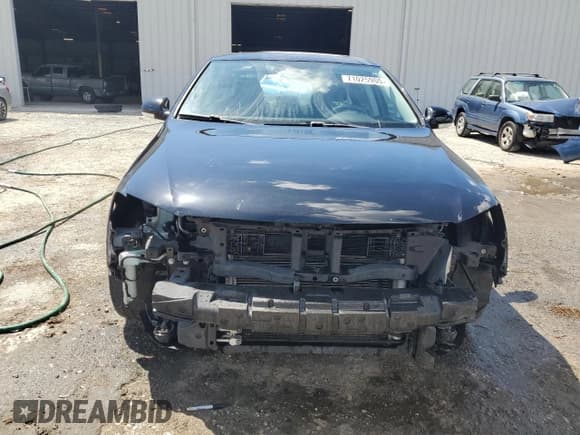 ✅ 2009 Volkswagen Passat Komfort • VIN: WVWJK73C79P047298 • Lot: 71025985. Listed on Copart with 70,529 mi. Free auction sales archive from the USA and detailed vehicle history report at DreamBid. Image 5.