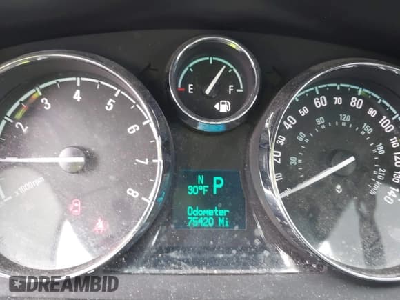 ✅ 2014 Chevrolet Captiva Sport LT • VIN: 3GNAL3EK0ES568022 • Lot: 41538439. Wystawiony na IAAI z przebiegiem 75 420 mil. Bezpłatny archiwum sprzedaży aukcyjnych z USA i szczegółowy raport historii pojazdu na DreamBid. Zdjęcie 15.