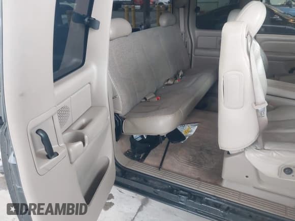 ✅ 2003 Chevrolet Silverado 1500 Work Truck • VIN: 2GCEC19X431177663 • Lot: 43725536. Listed on IAAI with 159,392 mi. Free auction sales archive from the USA and detailed vehicle history report at DreamBid. Image 8.