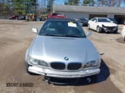 ✅ 2005 BMW 3 Series 325Ci • VIN: WBABW33455PL35855 • Lot: 41813161. Listed on IAAI with 100,871 mi. Free auction sales archive from the USA and detailed vehicle history report at DreamBid. Image 13.