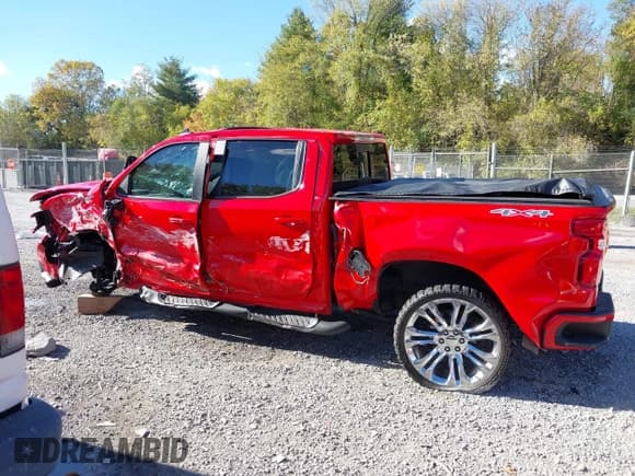 ✅ 2020 Chevrolet Silverado 1500 RST • VIN: 1GCUYEED4LZ372590 • Lot: 43437143. Wystawiony na IAAI z przebiegiem 59 074 mil. Bezpłatny archiwum sprzedaży aukcyjnych z USA i szczegółowy raport historii pojazdu na DreamBid. Zdjęcie 15.