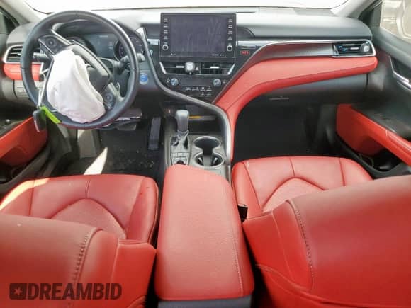 2021 Toyota Camry Hybrid XSE с VIN 4T1K31AK0MU026419, выставлен на аукционе Copart как лот 81029735 с пробегом 153 313 миль миль и Списание • Salvage title. История ставок и продаж доступна на DreamBid. Изображение 8.