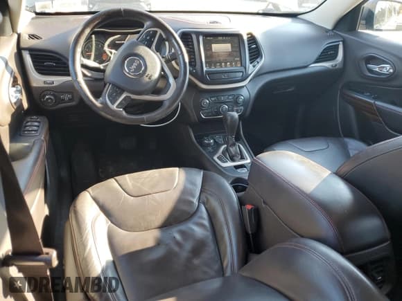 ✅ 2014 Jeep Cherokee Trailhawk • VIN: 1C4PJMBS5EW163278 • Lot: 93618155. Wystawiony na Copart z przebiegiem 145 412 mil. Bezpłatny archiwum sprzedaży aukcyjnych z USA i szczegółowy raport historii pojazdu na DreamBid. Zdjęcie 8.