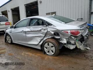 ✅ 2011 Hyundai Sonata Hybrid • VIN: KMHEC4A45BA000641 • Lot: 40041224. Listed on Copart with Not provided. Free auction sales archive from the USA and detailed vehicle history report at DreamBid. Image 2.