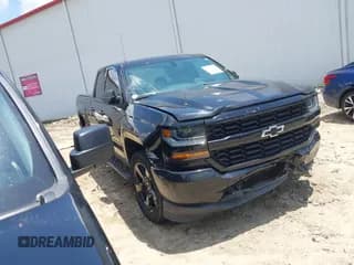 ✅ 2017 Chevrolet Silverado 1500 Custom • VIN: 1GCRCPEC7HZ377121 • Лот: 42767022. Опубликован ранее на IAAI с пробегом 156 857 миль. Бесплатный доступ к архиву аукционных продаж из США и подробный отчёт об истории автомобиля на DreamBid. Изображение 1.