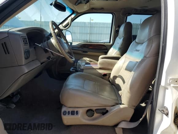 ✅ 2000 Ford Excursion Limited • VIN: 1FMNU43SXYED53743 • Lot: 59313845. Wystawiony na Copart z przebiegiem 391 409 mil. Bezpłatny archiwum sprzedaży aukcyjnych z USA i szczegółowy raport historii pojazdu na DreamBid. Zdjęcie 7.