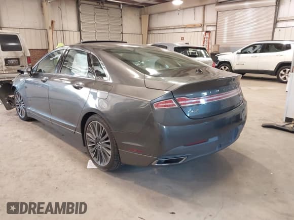✅ 2016 Lincoln MKZ Hybrid • VIN: 3LN6L2LU7GR602024 • Lot: 41224915. Wystawiony na IAAI z przebiegiem 176 538 mil. Bezpłatny archiwum sprzedaży aukcyjnych z USA i szczegółowy raport historii pojazdu na DreamBid. Zdjęcie 3.
