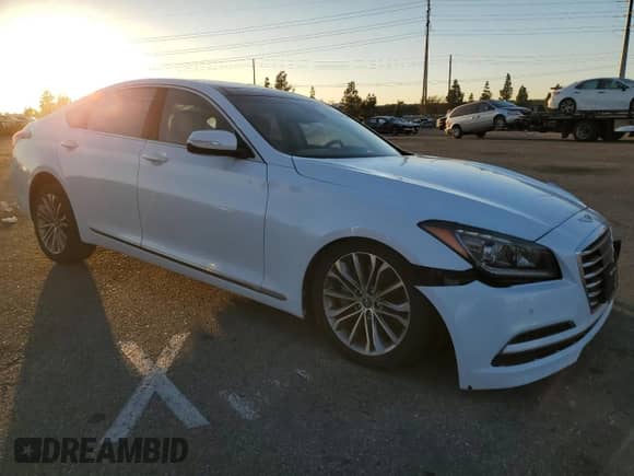2015 Hyundai Genesis 3.8L z VIN KMHGN4JE2FU025819, wystawiony jako Copart lot #81950194 z przebiegiem 42 259 mil mil oraz Szkoda całkowita • Salvage title. Historia ofert i sprzedaży dostępna na DreamBid. Obrazek 4.