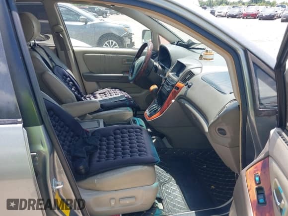 ✅ 2003 Lexus RX 300 • VIN: JTJGF10U730160237 • Лот: 42990347. Опубликован ранее на IAAI с пробегом 148 251 миль. Бесплатный доступ к архиву аукционных продаж из США и подробный отчёт об истории автомобиля на DreamBid. Изображение 5.