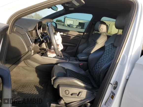 ✅ 2018 Audi SQ5 Prestige • VIN: WA1C4AFY8J2242457 • Lot: 92262735. Wystawiony na Copart z przebiegiem 68 610 mil. Bezpłatny archiwum sprzedaży aukcyjnych z USA i szczegółowy raport historii pojazdu na DreamBid. Zdjęcie 7.