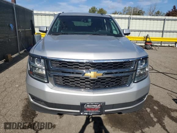✅ 2015 Chevrolet Tahoe LT • VIN: 1GNSKBKC4FR227161 • Lot: 86275255. Listed on Copart with 195,627 mi. Free auction sales archive from the USA and detailed vehicle history report at DreamBid. Image 5.