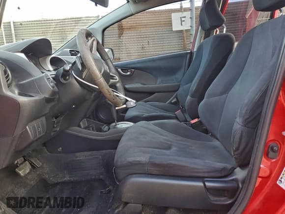 ✅ 2009 Honda Fit Sport • VIN: JHMGE88499S014243 • Lot: 95554195. Listed on Copart with 174,543 mi. Free auction sales archive from the USA and detailed vehicle history report at DreamBid. Image 7.