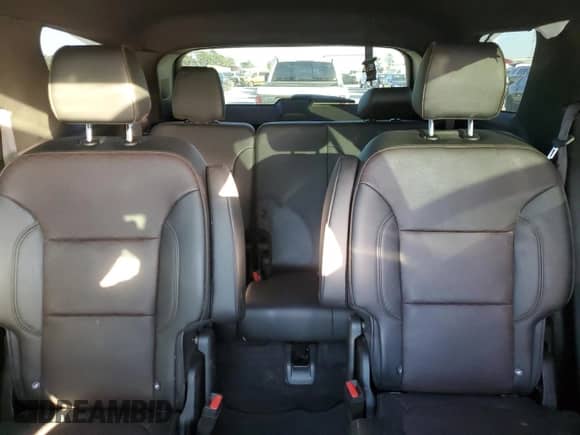 2022 Chevrolet Traverse High Country z VIN 1GNERNKW3NJ192968, wystawiony jako Copart lot #81289654 z przebiegiem 42 420 mil mil oraz Szkoda całkowita • Salvage title. Historia ofert i sprzedaży dostępna na DreamBid. Obrazek 10.