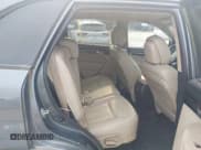 ✅ 2015 Kia Sorento EX • VIN: 5XYKU4A73FG574630 • Lot: 42915298. Listed on IAAI with 173,999 mi. Free auction sales archive from the USA and detailed vehicle history report at DreamBid. Image 8.